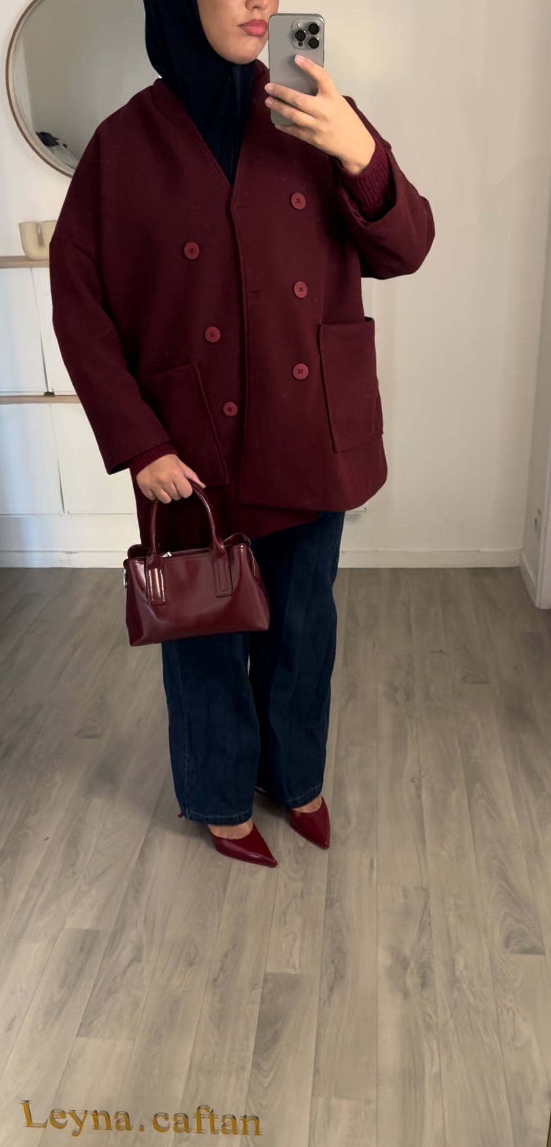 Manteau court à écharpe