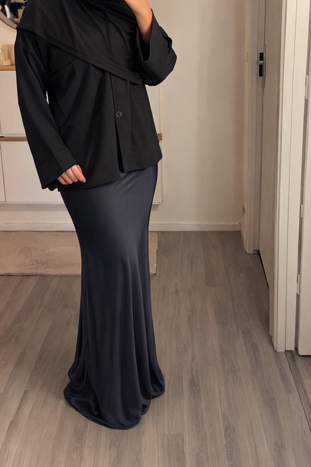 Jupe satiné cintré